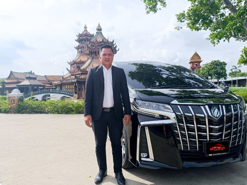 Toyota Alphard11