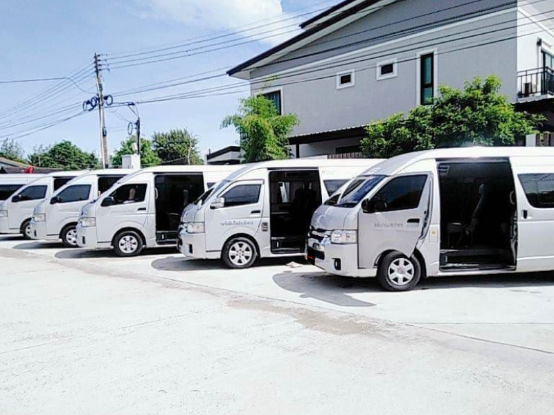 Toyota New Commuter3